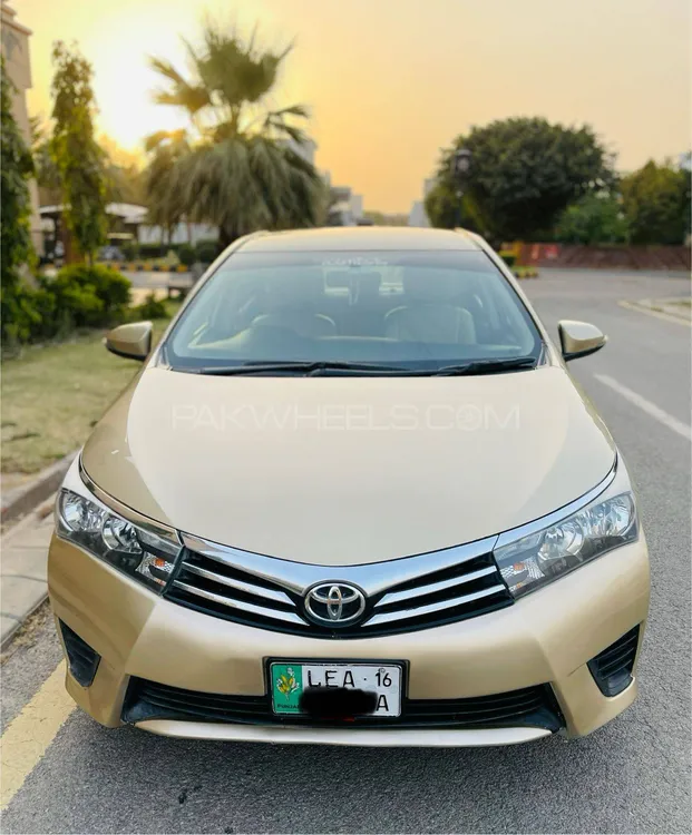 Toyota Corolla 2016 for Sale in Lahore Image-1