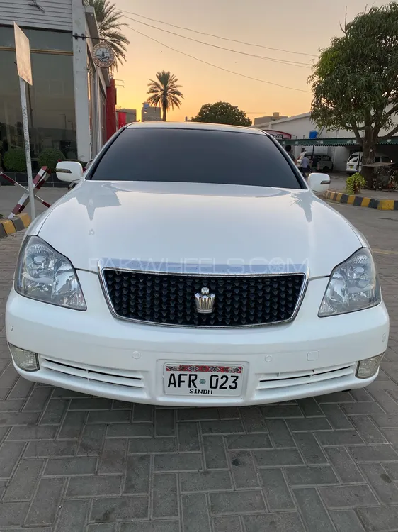 Toyota Crown 2004 for Sale in Karachi Image-1