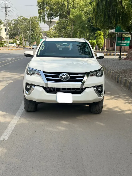 ٹویوٹا فورچیونر 2020 for Sale in پشاور Image-1