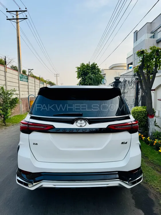 Toyota Fortuner 2020 for Sale in Gujranwala Image-1