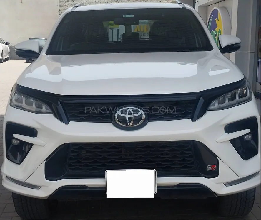 Toyota Fortuner 2024 for Sale in Multan Image-1