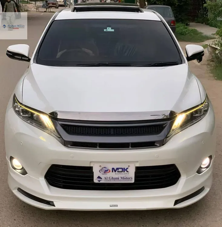 Toyota Harrier 2014 for Sale in Karachi Image-1