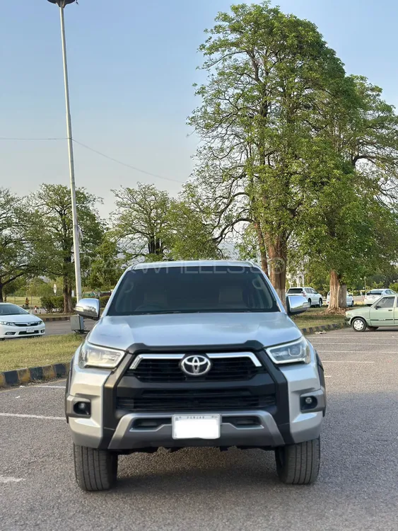 Toyota Hilux 2005 for Sale in Islamabad Image-1