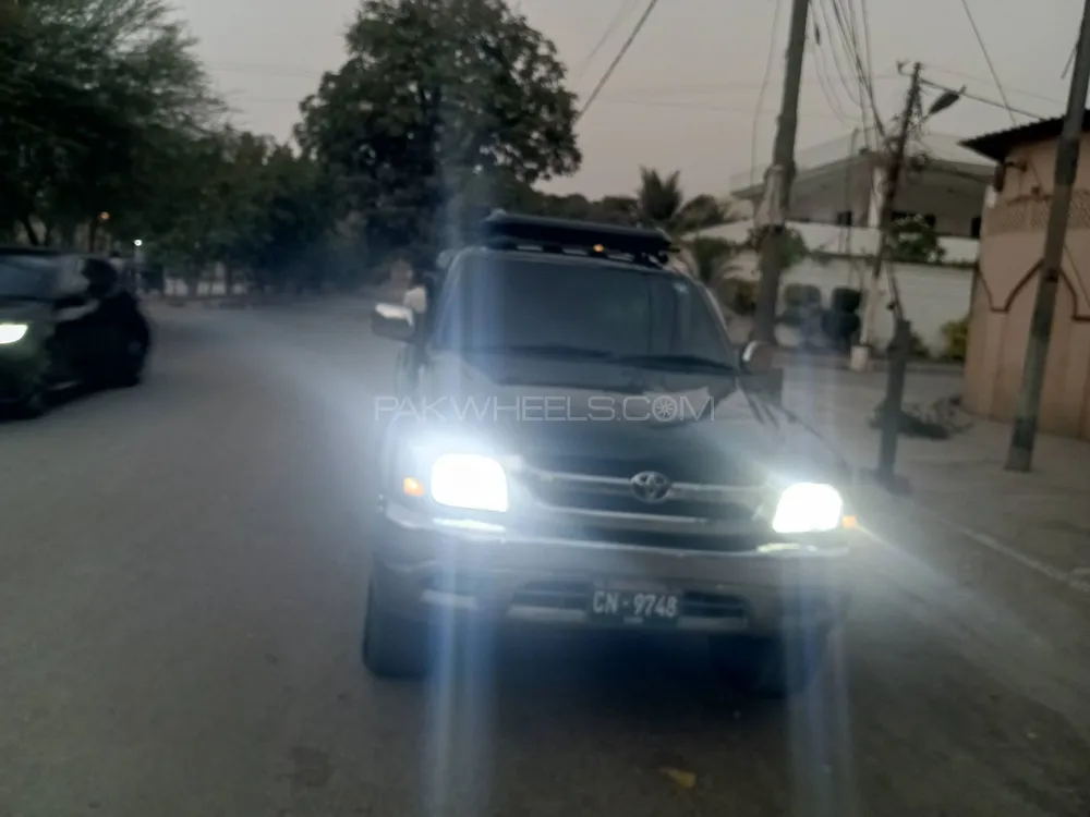 ٹویوٹا ہائیلکس 2002 for Sale in کراچی Image-1