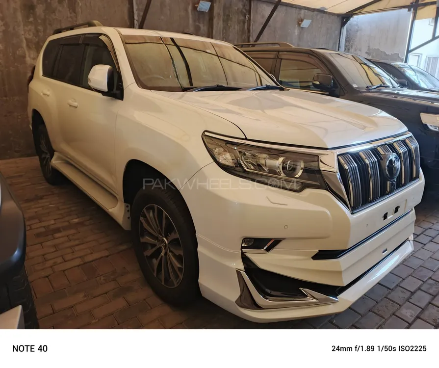 Toyota Prado 2020 for Sale in Lahore Toyota Prado 2020 for Sale in Lahore Image-2