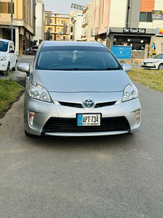 Toyota Prius 2015 for Sale in Gujranwala Image-1