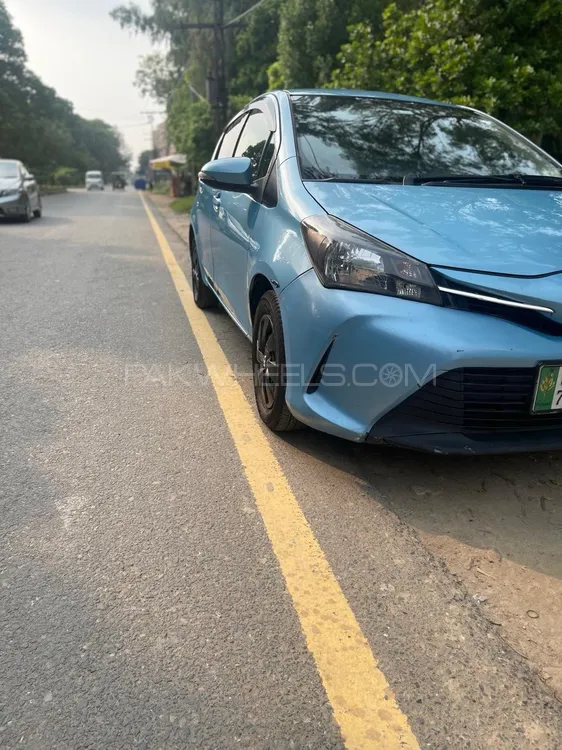 Toyota Vitz 2014 for Sale in Lahore Image-1
