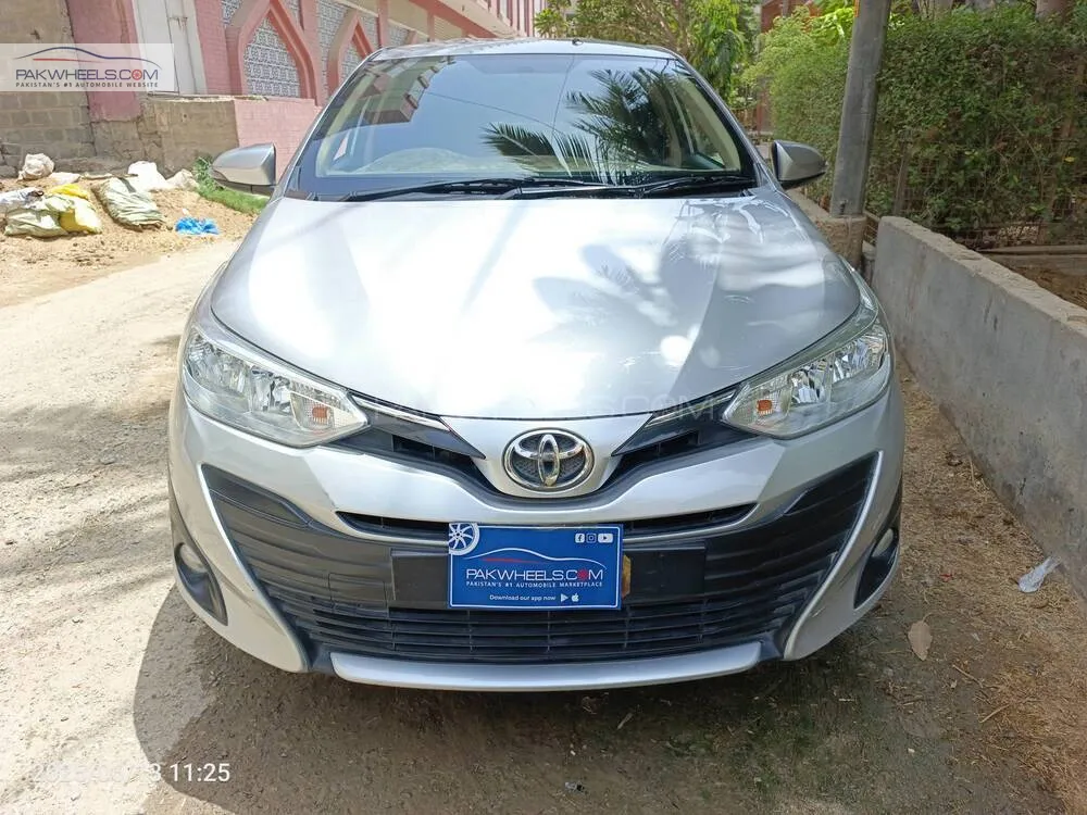 Toyota Yaris Sedan 2021 for Sale in Karachi Image-1