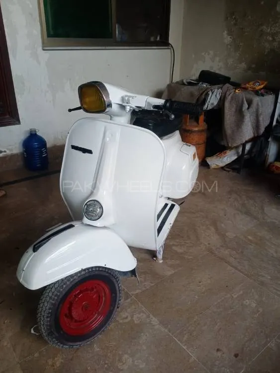 Vespa 150cc 1979 for Sale Image-1