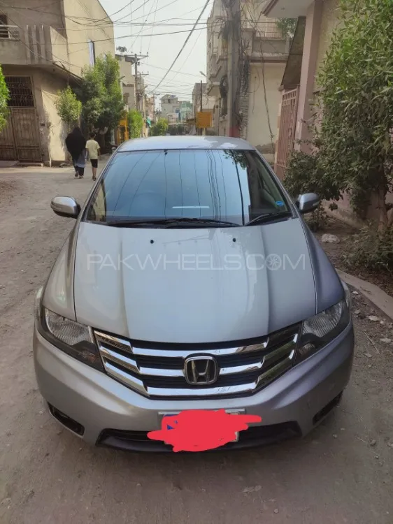 Honda City 2017 for Sale in Faisalabad Image-1