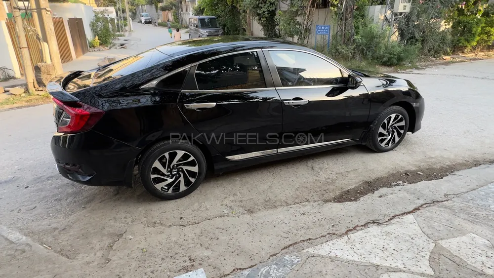 Honda Civic 2018 for Sale in Rawalpindi Image-1