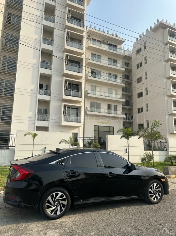 Honda Civic 2018 for Sale in Lahore Image-1