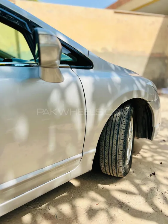 Honda Civic 2009 for Sale in Multan Honda Civic 2009 for Sale in Multan Image-12