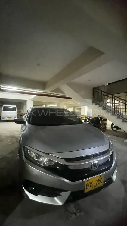 Honda Civic 2016 for Sale in Karachi Image-1