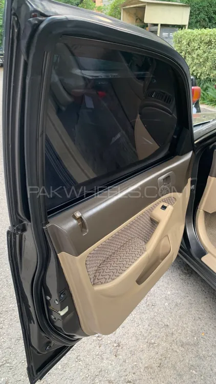 Honda Civic 2004 for Sale in Islamabad Image-1