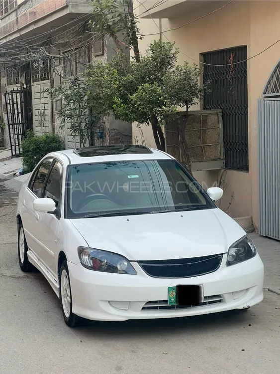 Honda Civic 2004 for Sale in Lahore Image-1