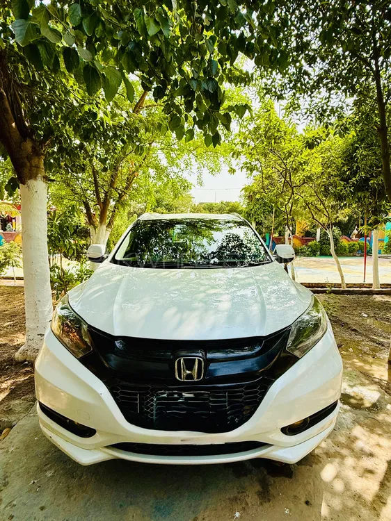 Honda Vezel 2014 for Sale in Sheikhupura Image-1