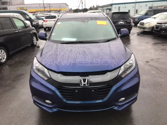 Honda Vezel 2015 for Sale in Islamabad Image-1