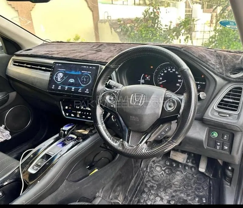 Honda Vezel 2013 for Sale in Sialkot Image-1