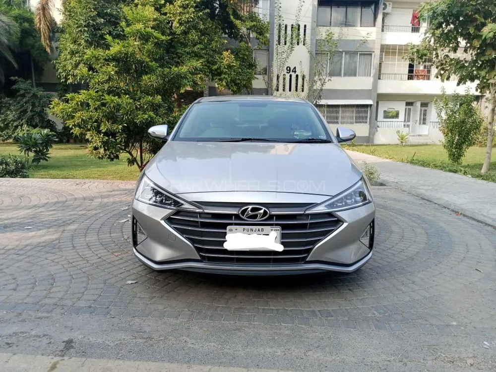 Hyundai Elantra 2024 for Sale in Lahore Image-1