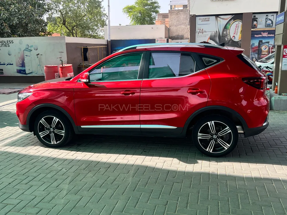 MG ZS 2022 for Sale in Shorkot Image-1