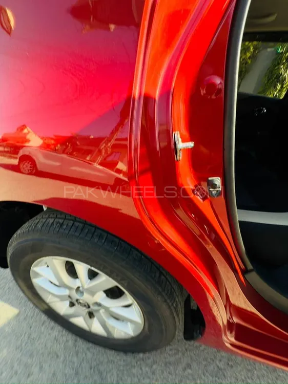 Nissan Note 2020 for Sale in Lahore Image-1
