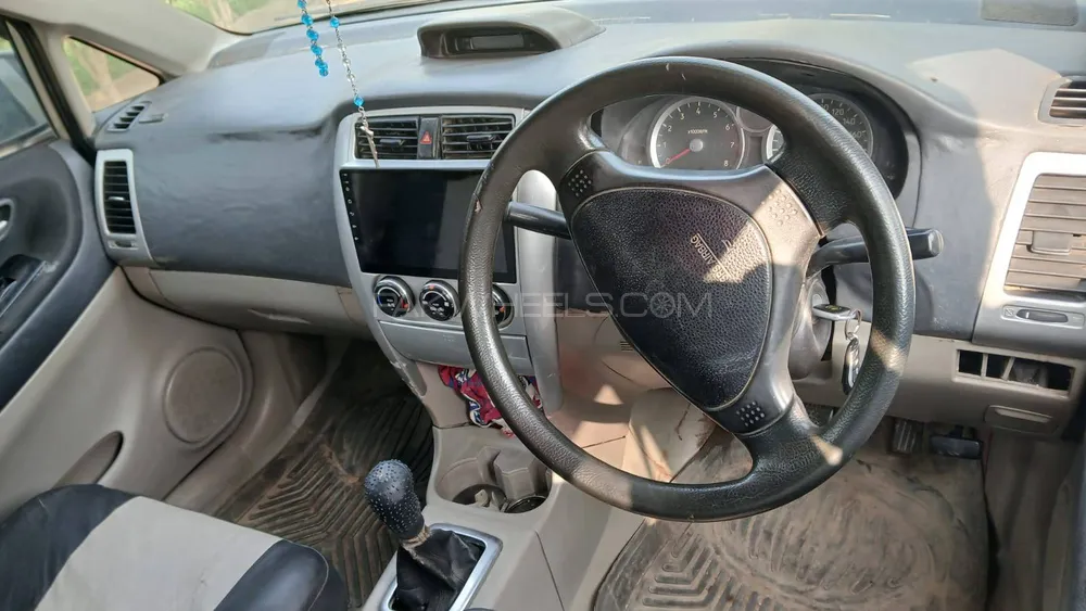 Suzuki Liana 2006 for Sale in Dunia Pur Image-1