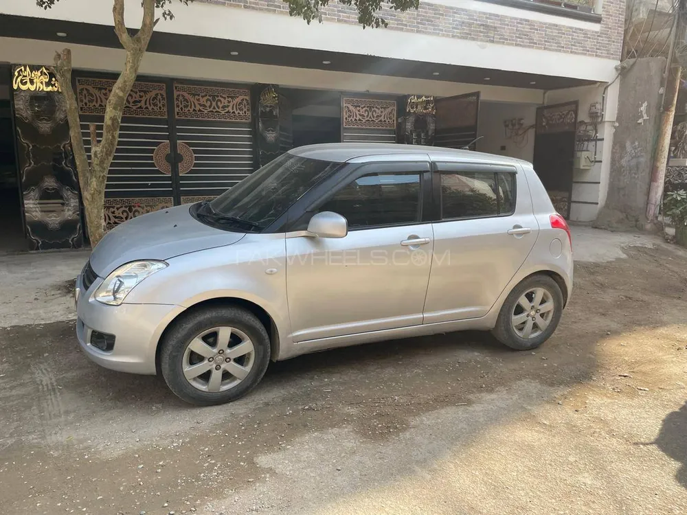 Suzuki Swift 2016 for Sale in Karachi Image-1