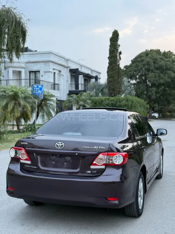 Toyota Corolla 2012 for Sale in Islamabad Image-1