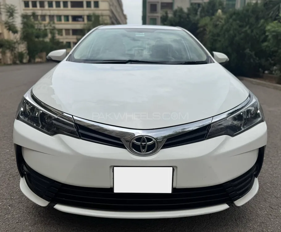 Toyota Corolla 2017 for Sale in Islamabad Image-1