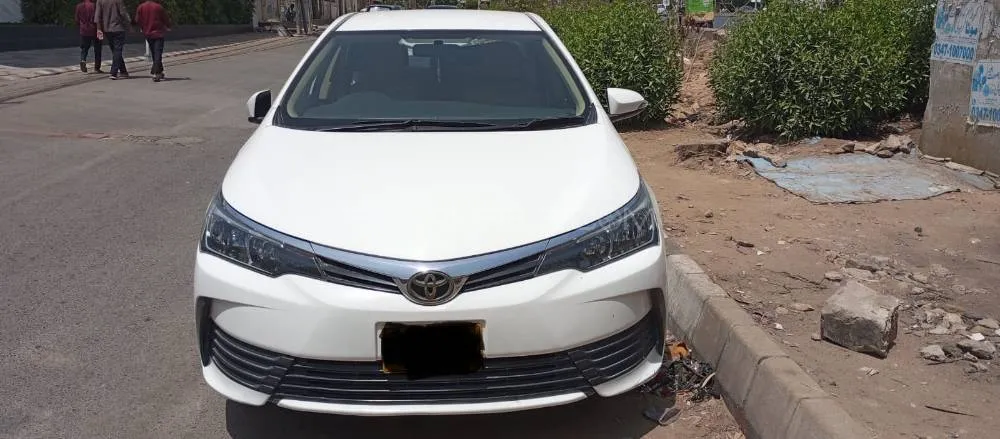 Toyota Corolla 2020 for Sale in Karachi Image-1