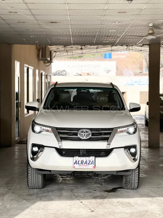 Toyota Fortuner 2019 for Sale in Gujranwala Image-1