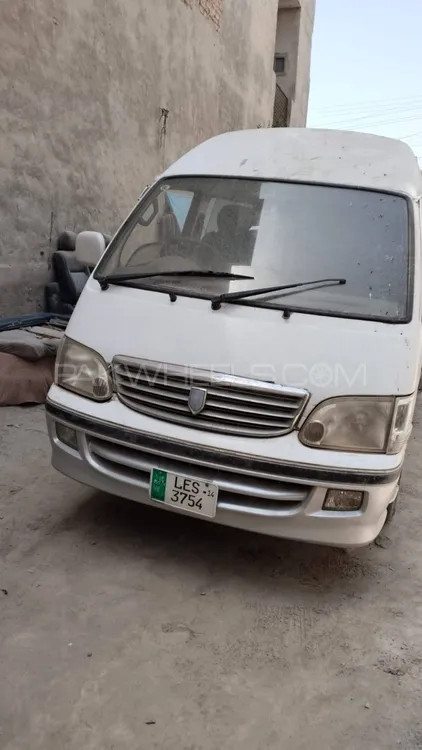 Toyota Hiace 2013 for Sale in Bahawalpur Image-1