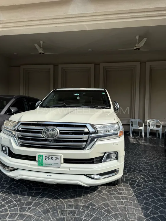 Toyota Land Cruiser 2016 for Sale in Lahore Image-1