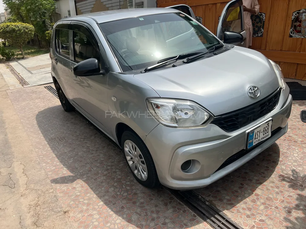 Toyota Passo 2017 for Sale in Multan Image-1