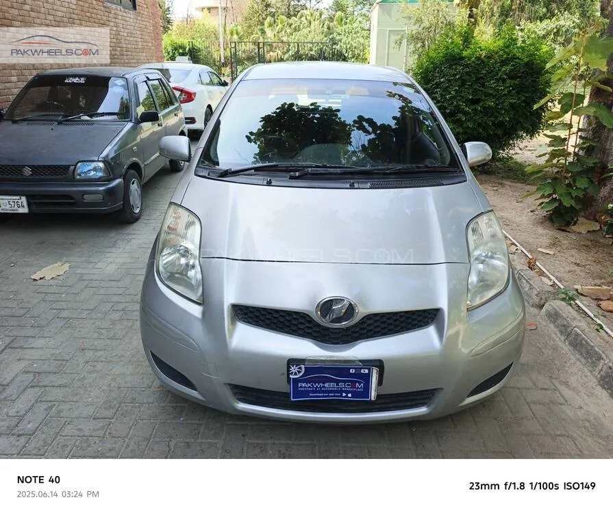 Toyota Vitz 2009 for Sale in Peshawar Image-1