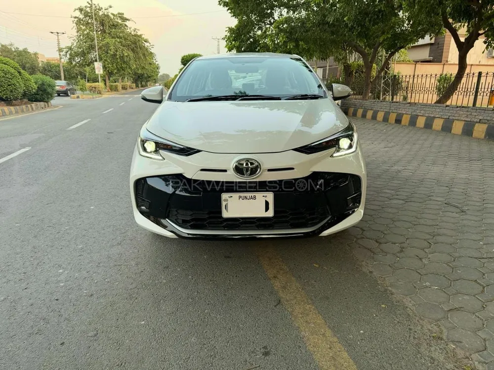 Toyota Yaris Sedan 2025 for Sale in Lahore Image-1
