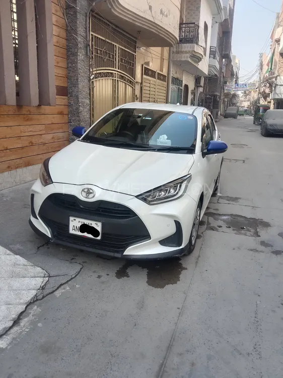 Toyota Yaris Hatchback 2020 for Sale in Lahore Image-1