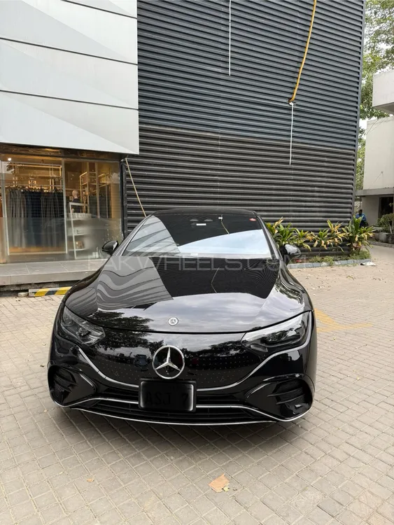 Mercedes Benz EQE 2022 for Sale in Lahore Image-1