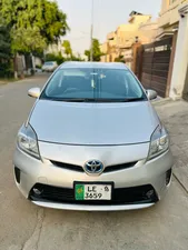 Toyota Prius S Touring Selection GS 1.8 2012 for Sale