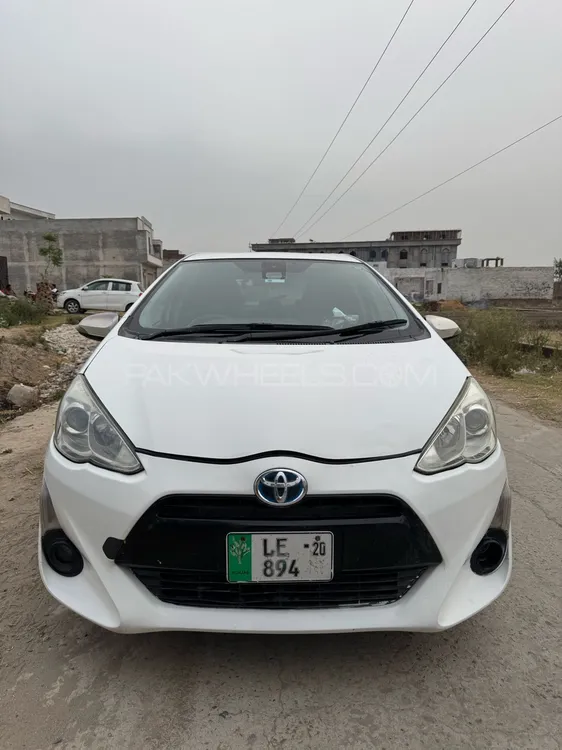 Toyota Aqua 2016 for Sale in Gujranwala Image-1