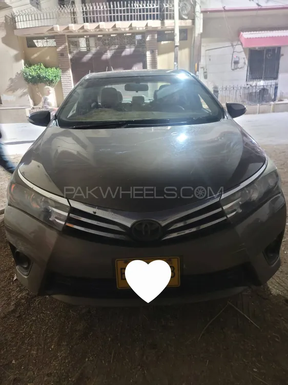 Toyota Corolla 2016 for Sale in Karachi Image-1