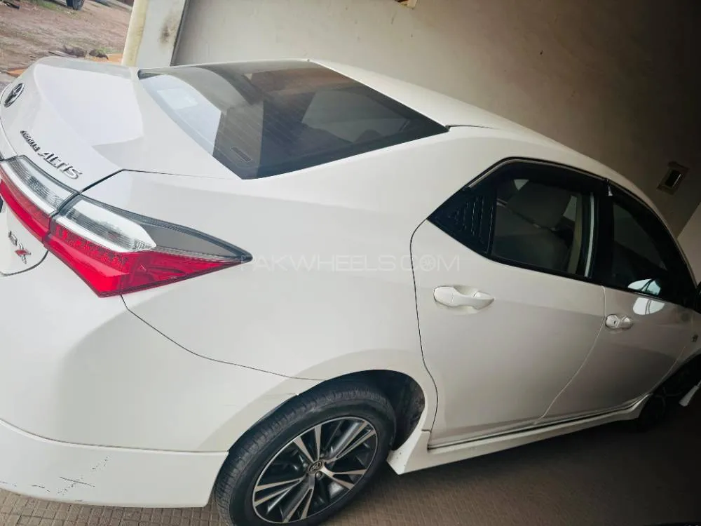 Toyota Corolla 2021 for Sale in Sahiwal Image-1