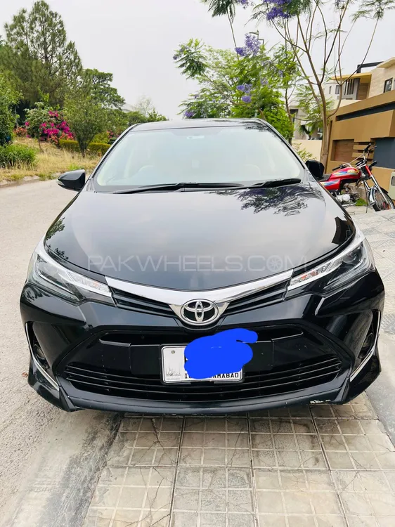 Toyota Corolla 2021 for Sale in Islamabad Image-1