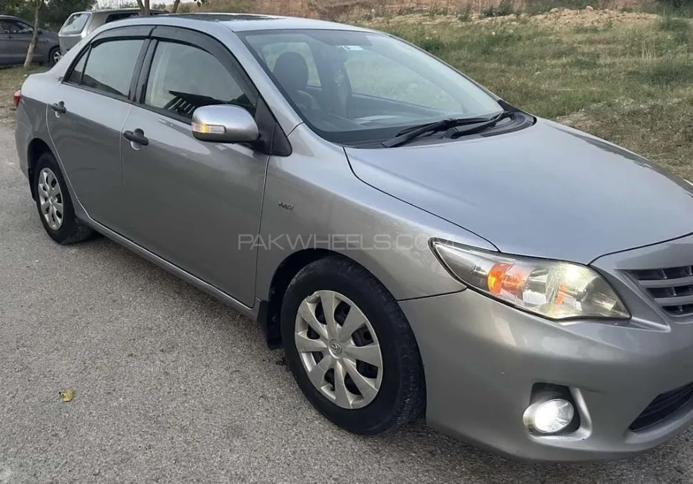 Toyota Corolla 2013 for Sale in Islamabad Image-1