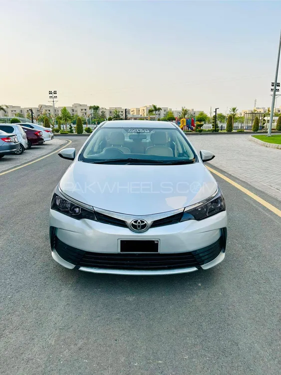 Toyota Corolla 2018 for Sale in Lahore Image-1