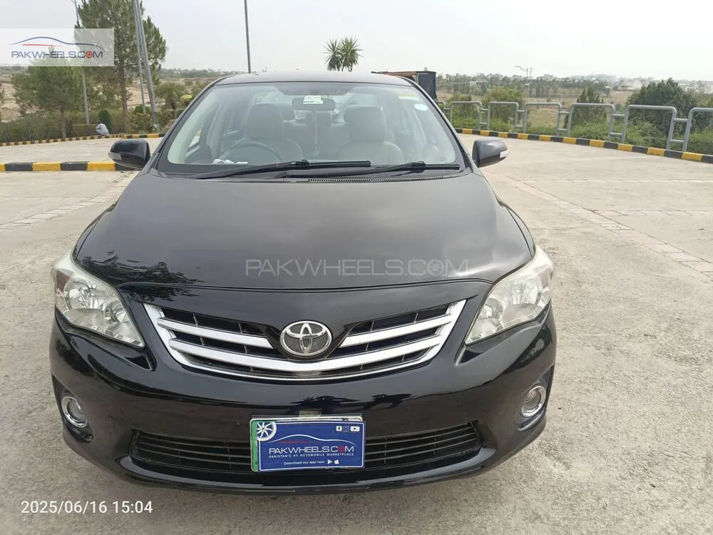 Toyota Corolla 2014 for Sale in Islamabad Image-1