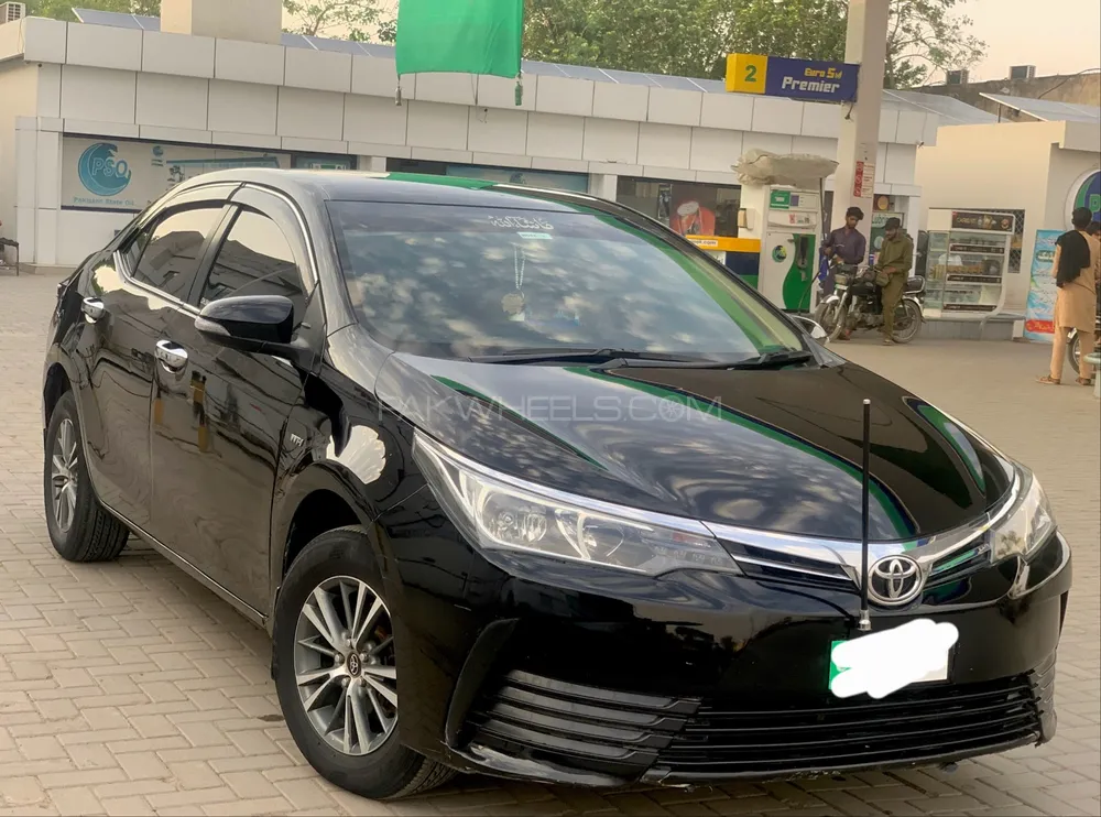 Toyota Corolla 2018 for Sale in Sialkot Image-1