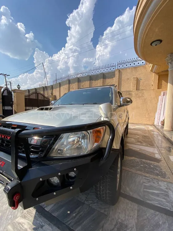 Toyota Hilux 2005 for Sale in Islamabad Image-1