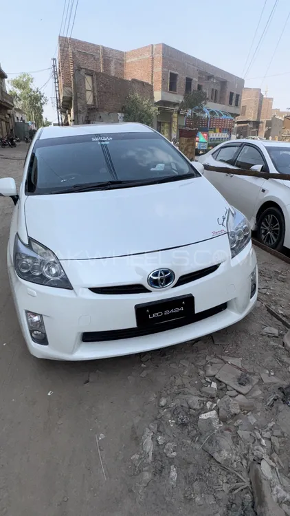 Toyota Prius 2011 for Sale in Faisalabad Image-1